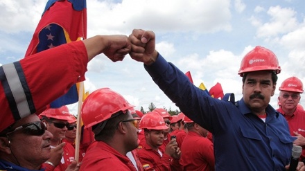 Maduro avverte gli USA: perdite irrecuperabili in caso di intervento militare