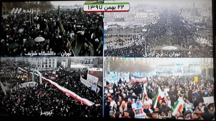 En todo Irán marchan para celebrar aniversario de victoria la revolución islámica I(Video+Fotos)