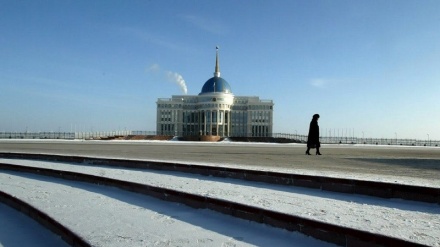 Kazakistan: crisi di governo
