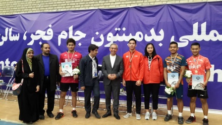 Tunggal Putri Sabet Juara II di Iran Fajr International Challenge 