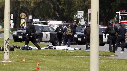 アメリカ各地で、銃撃により３０人が死亡　