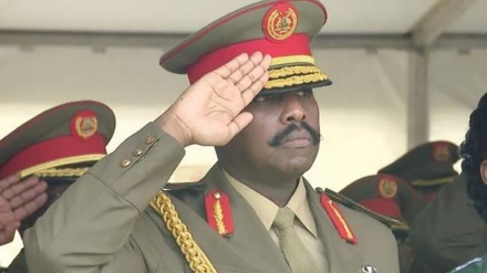 Uganda : Shugaba Museveni Ya Baiwa Dansa Babban Mukamin Soji 