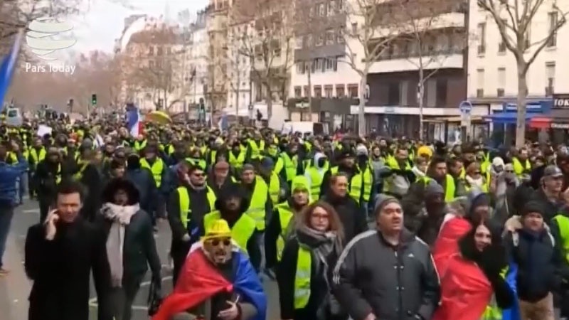 Fransa'da Sarı Yelekliler, Gösterilerin 17. Haftasında Sokaklarda