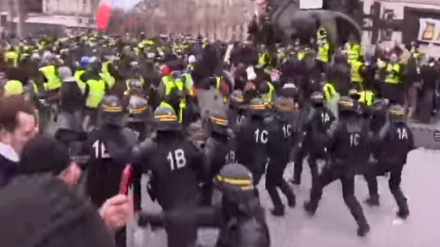 Acte XII des Gilets jaunes: la police continue de réprimer les manifestations