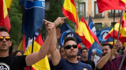 Jofré Leal: Vox es un partido bisagra que podría regresar la derecha a España