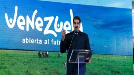 Maduro insiste en diversificar economía de petróleo