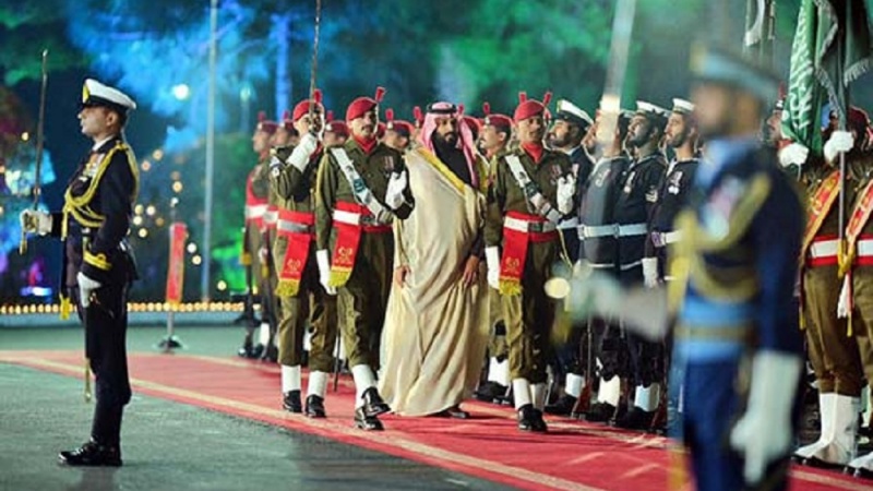 ورود ولیعهد عربستان به پاکستان 