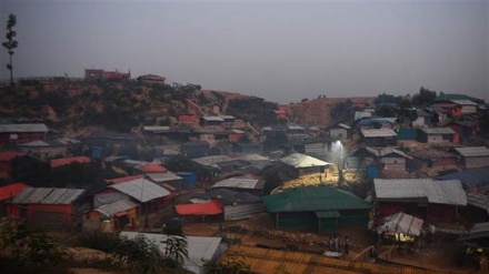 No way home, no way out for Rohingya refugees