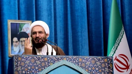 Khutbah Jumat di Tehran, 15 Februari 2019