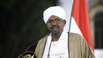Sudan's President Bashir dissolves govt., declares one-year emergency