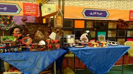 Pameran Kerajinan Tangan dan Game Kelompok