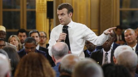 Macron, gilet gialli grande fallimento