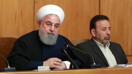 Руҳоний: Американинг Эрон билан ҳамкорлик қиладиган банкларга босим ўтказиши террорчилик ҳисобланади