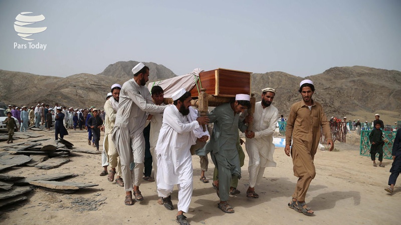 کشته شدن ۵ غیرنظامی در حمله هوایی آمریکا به غرب افغانستان