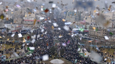 Haaretz: Nuk ka shenja për shkatërrim të regjimit Iranian/ Bolton dhe muxhahedinët duhet ta shtyjnë ëndrrën e përmbysjes së regjimit në Iran