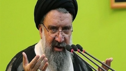 خطیب نماز جمعه تهران: کشورهای استکباری خیرخواه ملت ایران نیستند