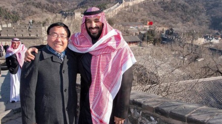 Princi saudit mbron kampet e përqendrimit për myslimanët në Kinë