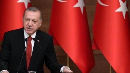 Erdoğan: Irak ve Suriye kürtleri emperyalizmin maşası olmamalı 