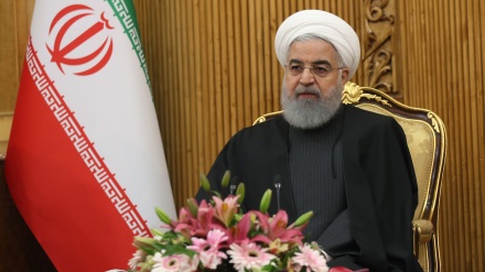 鲁哈尼：伊朗与伊拉克之间的关系是无与伦比的