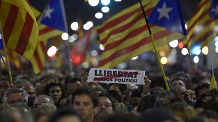 Independentistas catalanes protestan en Madrid