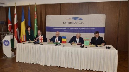 In Bucharest, four countries seek to create Black Sea-Caspian Sea corridor