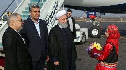 prezdent Həsən Ruhani bə Qilon səfə