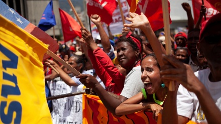 Seguidores de Maduro destacan victoria ante 