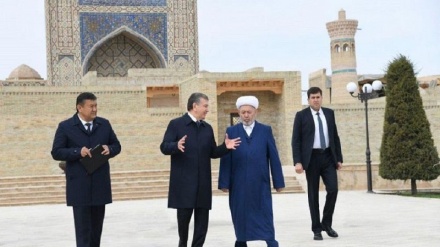 Шавкат Мирзиёевнинг Бухорога ташрифи бошланди