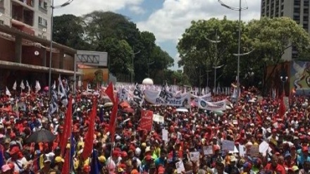 En Venezuela marchan en repudio a injerencia de EEUU+video