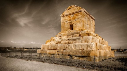 Փոդքաստ․  Իրանի պատմական գանձերի հետքերով (5-րդ էպիզոդ՝ Կյուրոսի մանիֆեստը) 
