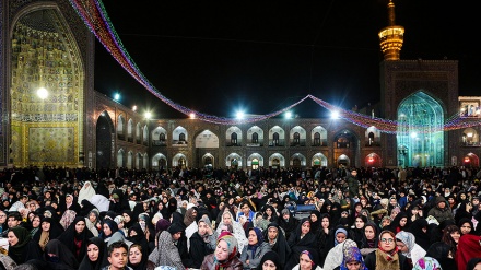 Detik-detik Pergantian Tahun Hijriah Syamsiah di Mashhad (1)