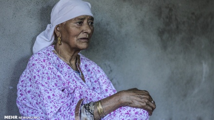 Nënat e zhytura në zi në Kashmir