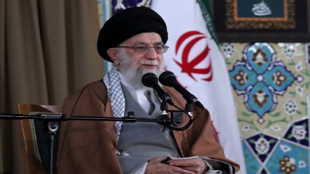 Líder enfatiza en aumentar capacidades defensivas del país pese a presiones occidentales