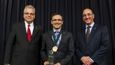 伊朗科学家; 2019年费曼奖获得者