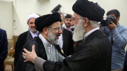 最高指導者が、イラン司法府長官を任命