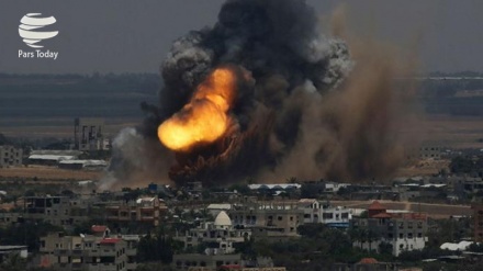 Terör rejimi İsrail'den Gazzeye hava saldırısı 