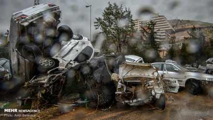 Dëmet e shkaktuara nga përmbytjet në Shiraz