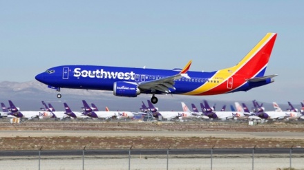 Një tjetër Boeing 737 kryen ulje emergjente