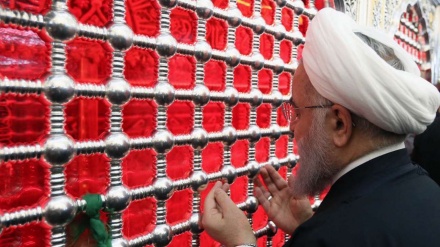 Presiden Iran Ziarah ke Makam Imam Ali as