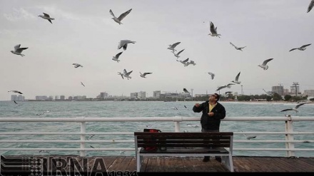 Les vacanciers de Norouz sur l'île de Kish