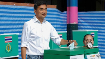 Abhisit Vejjajiva Mengundurkan Diri dari Ketua Partai Demokrat Thailand