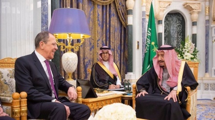 Ministri i punëve të jashtme të Rusisë dhe mbreti i Arabisë Saudite biseduan për zhvillimet e rajonit