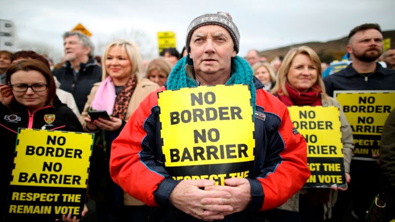 英・北アイルランドで数百人がＥＵ離脱に抗議