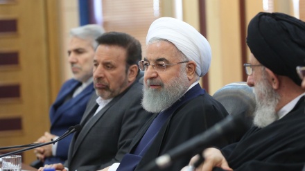 伊朗总统鲁哈尼:戈勒斯坦，我们与你同在。