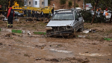 伊朗南部地区洪灾造成17人死亡