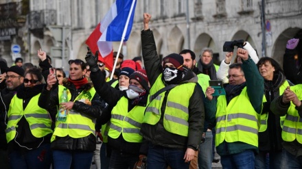 Chalecos amarillos suman 16 semanas de protestas contra Macron+Video