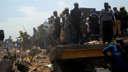 Building collapse in Nigeria kills at least 10; scores remain trapped