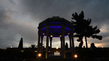 Tombeau de Hafez à Chiraz à la veille de Nowrouz 2019