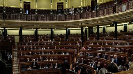 Publican decreto de disolución de Cortes en España