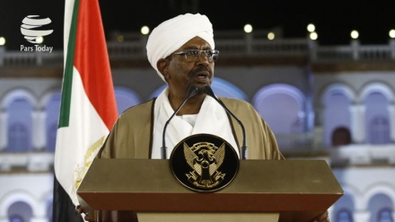 Sudan muhalefet lideri Beşir'in istifasını istedi 